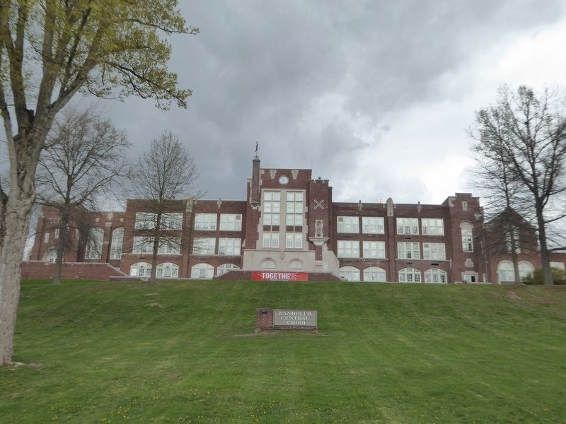 Randolph Central School on Academy Hill, built 1932 image. Click for full size.