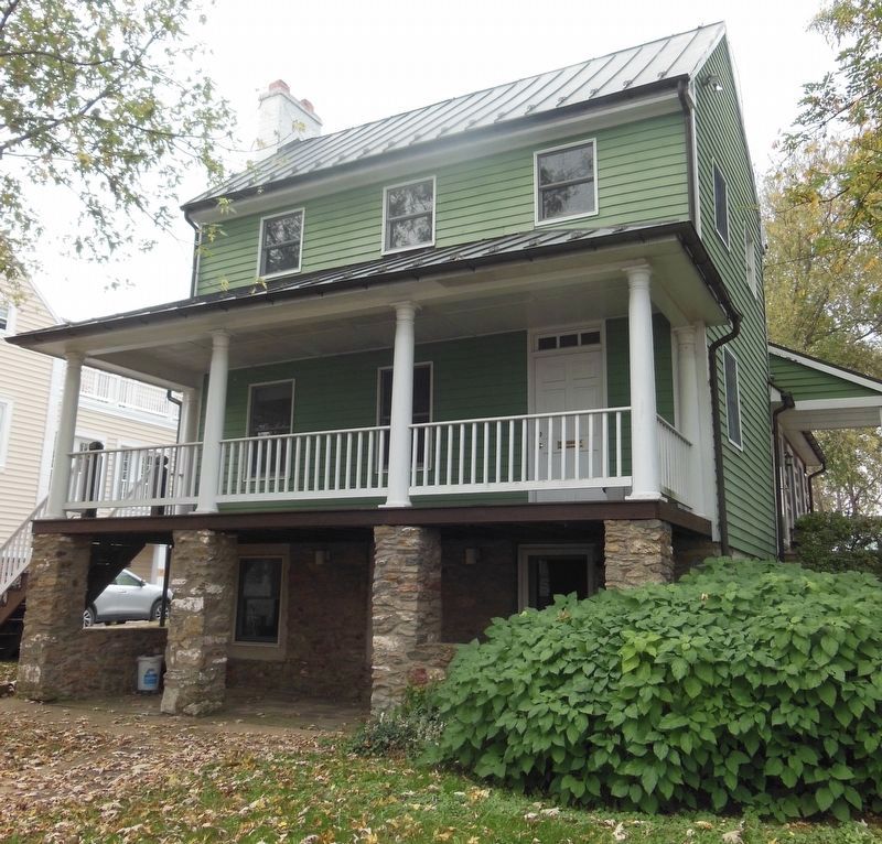 An additional view of the Hansborough House image. Click for full size.
