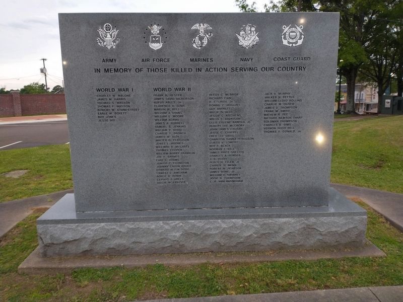 Attala County Veterans Memorial (Front) image. Click for full size.