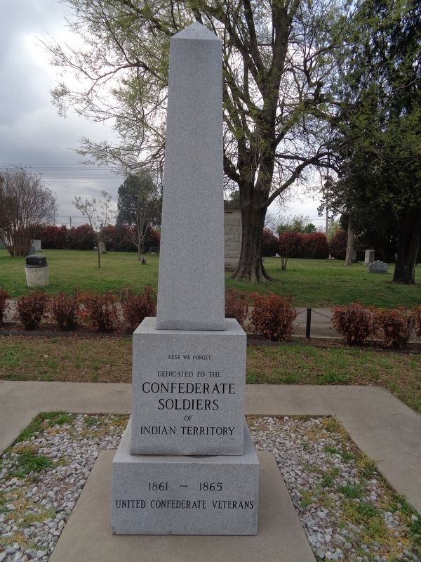 Confederate Memorial. Click for full size. Confederate Memorial image. Click for full size.