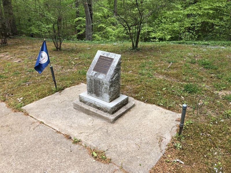 Lest We Forget Marker. Click for full size. Lest We Forget Marker image. Click for full size.