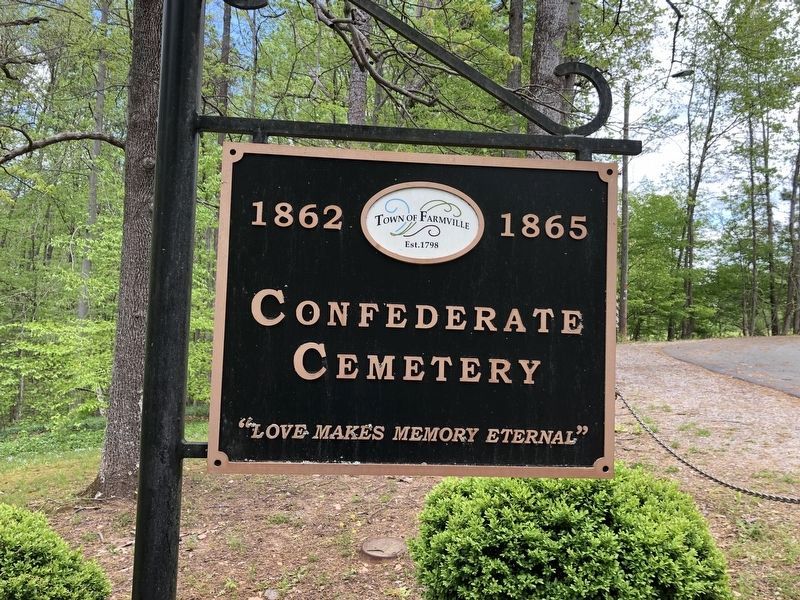Signage at the entrance to the cemetery image. Click for full size.