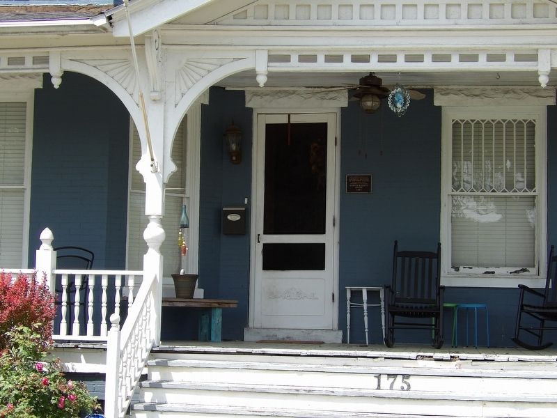 Harvey-Bassett House Marker image. Click for full size.