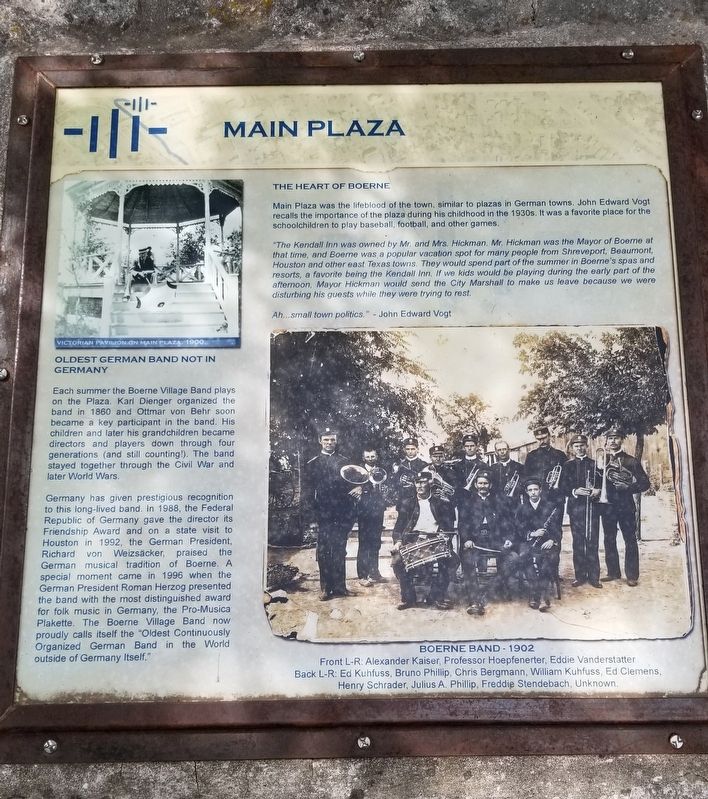 Main Plaza Marker image. Click for full size.