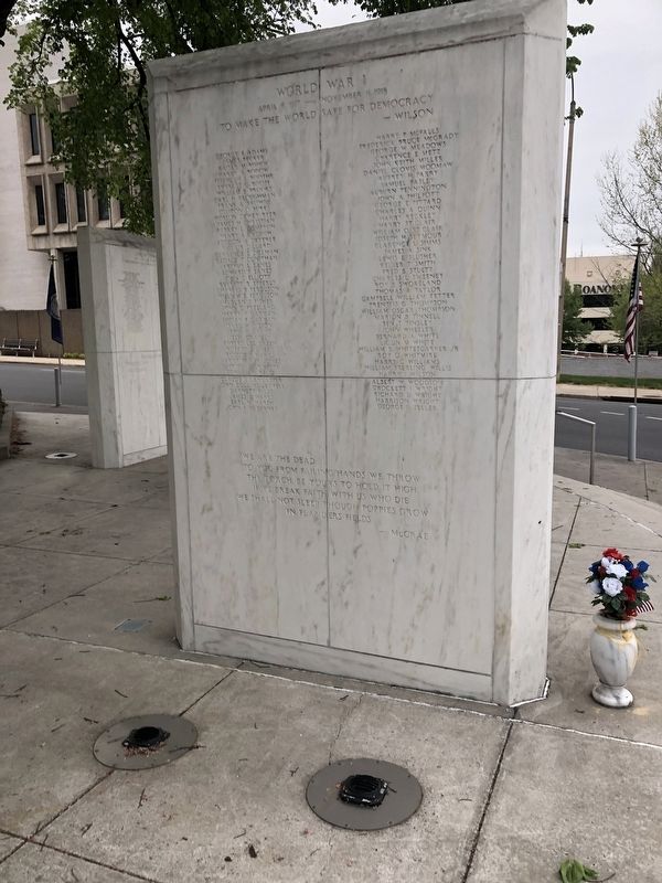 Roanoke Valley War Memorial image. Click for full size.