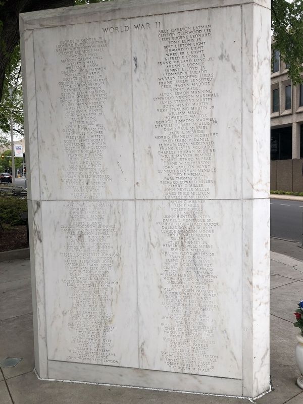 Roanoke Valley War Memorial image. Click for full size.