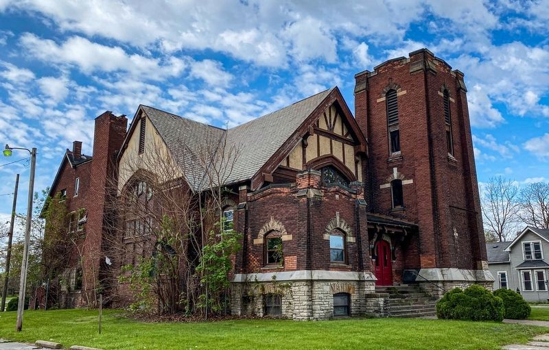 The congregation relocated to this church at 749 Norwood Avenue as mentioned on the marker. image. Click for full size.