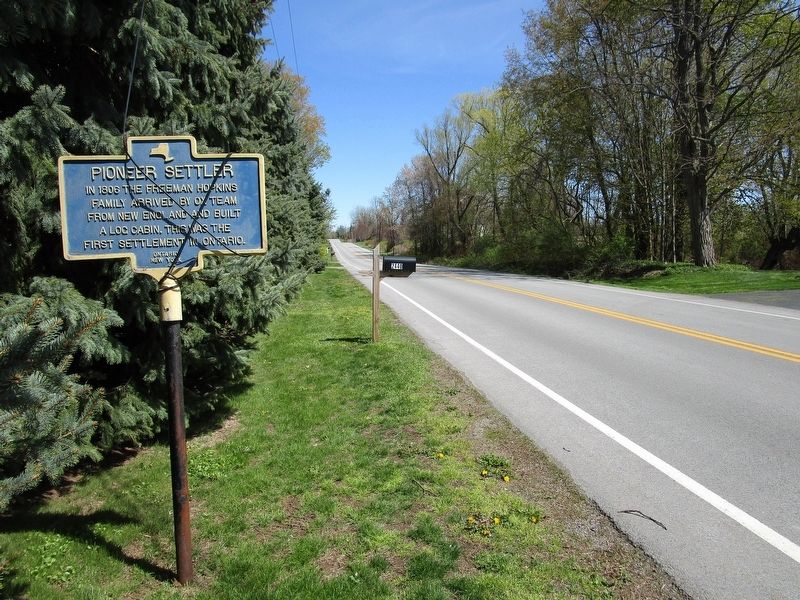 Pioneer Settler Marker. Click for full size. Pioneer Settler Marker image. Click for full size.