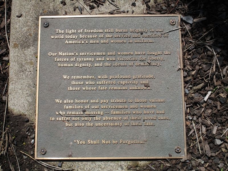 Right plaque. "The light..." image. Click for full size.