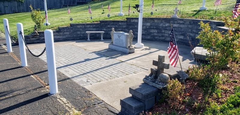 Veterans Memorial image. Click for full size.