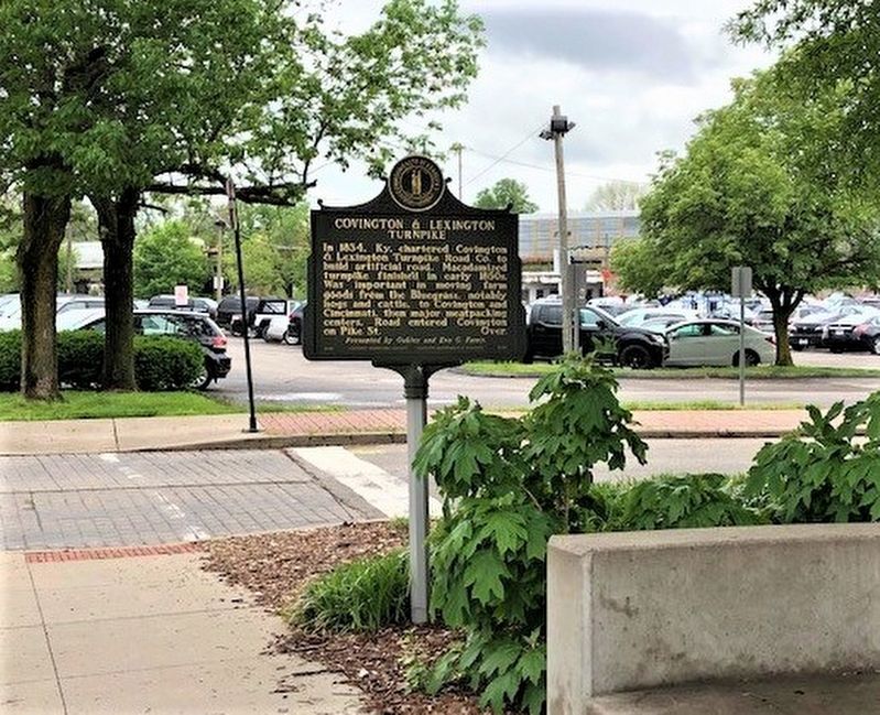 Covington & Lexington Turnpike Marker. Click for full size. Covington & Lexington Turnpike Marker image. Click for full size.