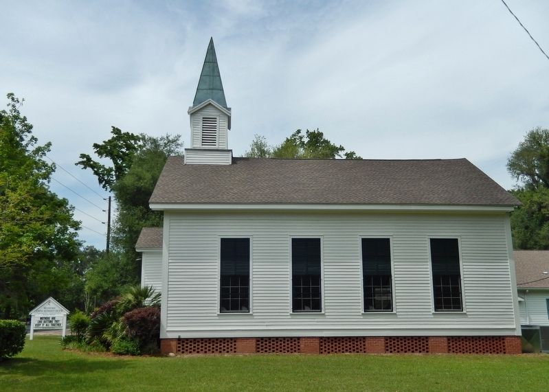 Miccosukee United Methodist Church (<i>south elevation</i>). Click for full size. Miccosukee United Methodist Church (<i>south elevation</i>) image. Click for full size.