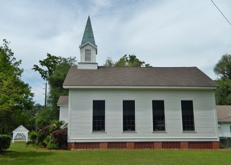Miccosukee United Methodist Church (<i>south elevation</i>) image. Click for full size.