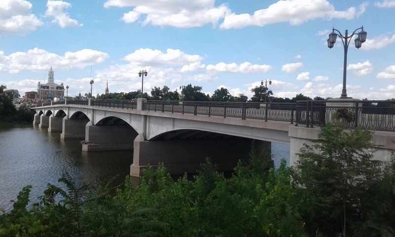 Henry County Veterans Bridge. Click for full size. Henry County Veterans Bridge image. Click for full size.