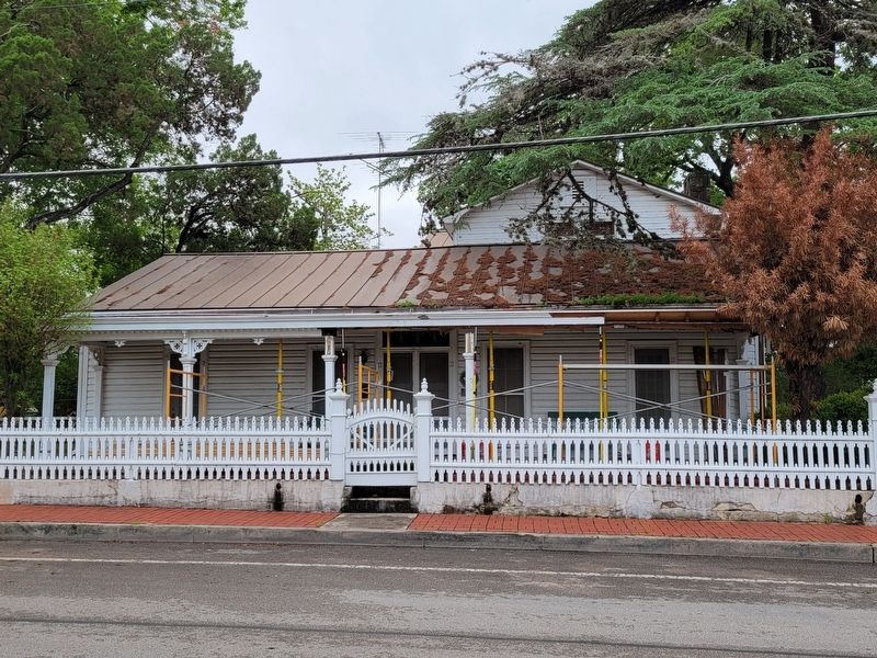 Old Scholl House. Click for full size. Old Scholl House image. Click for full size.