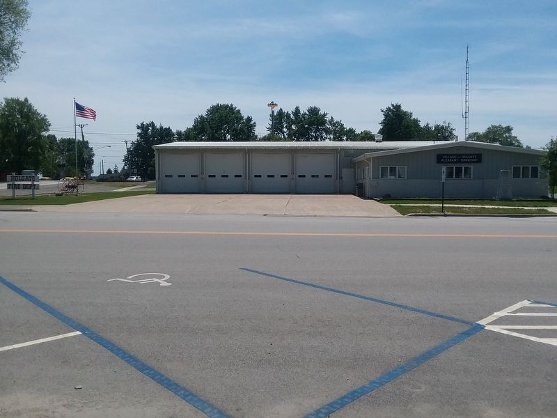 Holgate Veterans Memorial image. Click for full size.