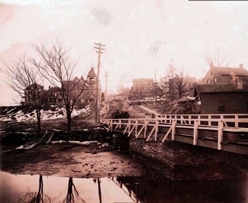 King's Bridge over Spuyten Duyvil Creek image. Click for more information.