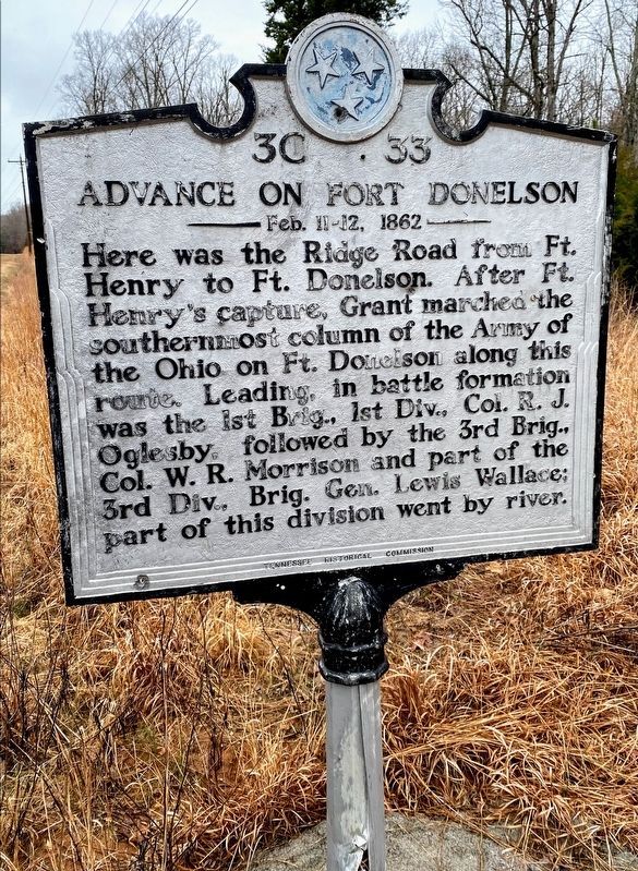 Advance On Fort Donelson Marker image. Click for full size.