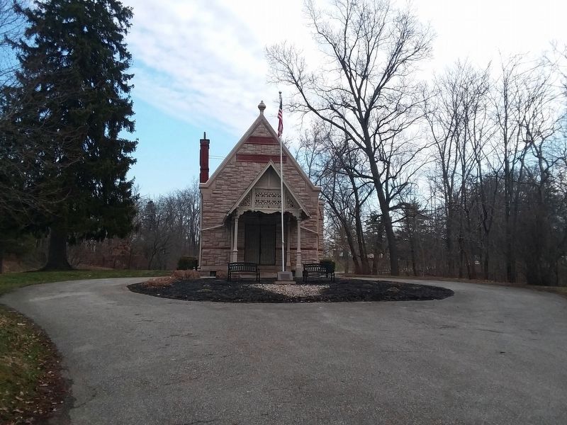 Riverside Chapel and Marker image. Click for full size.