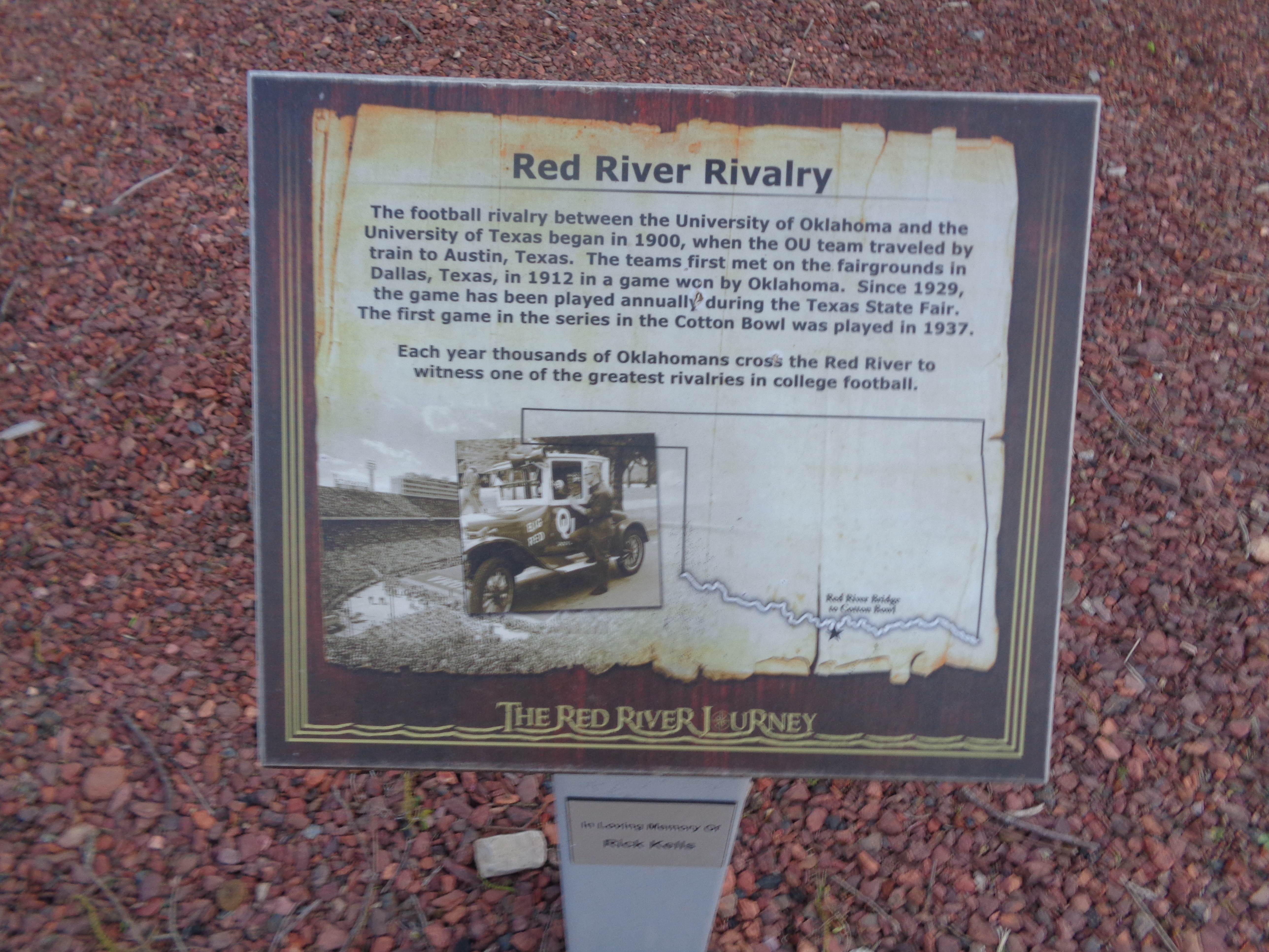 Red River Rivalry Marker