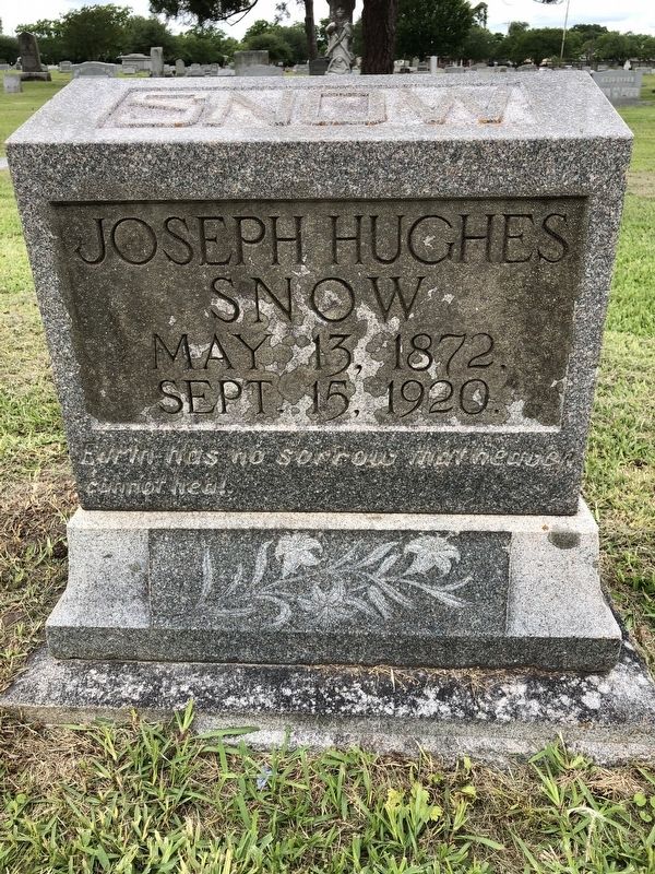 Joseph Hughes Snow Gravestone image. Click for full size.