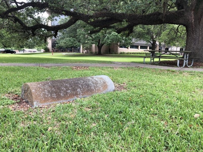 1895 Brazoria County Courthouse Column Marker. Click for full size. 1895 Brazoria County Courthouse Column Marker image. Click for full size.