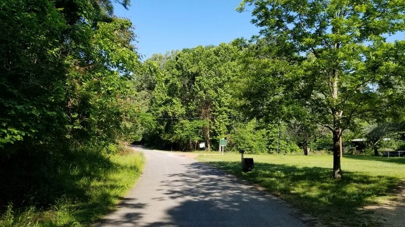 The view of The Road to Vicksburg Marker from the road image. Click for full size.