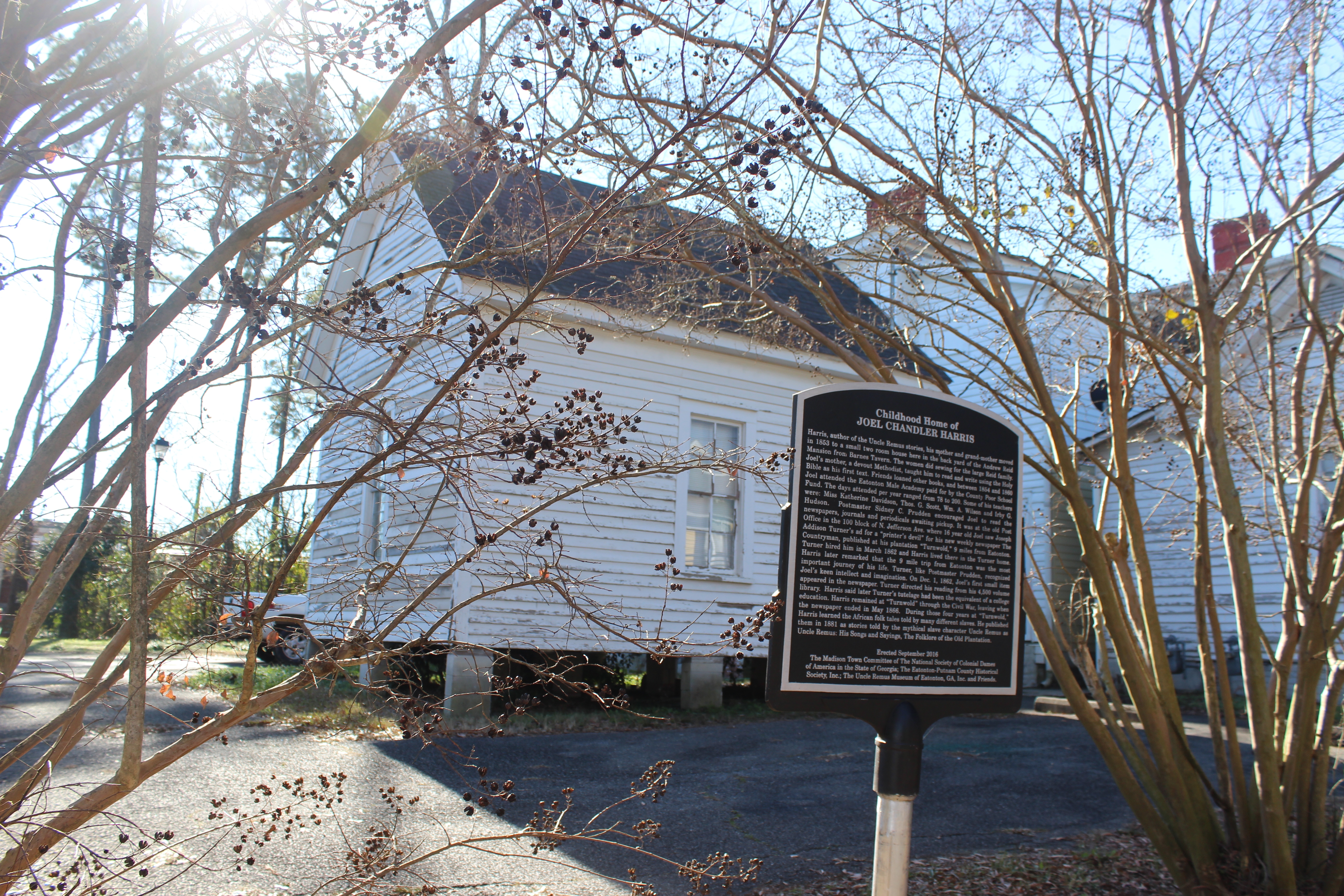 Childhood Home of Joel Chandler Harris Marker and House