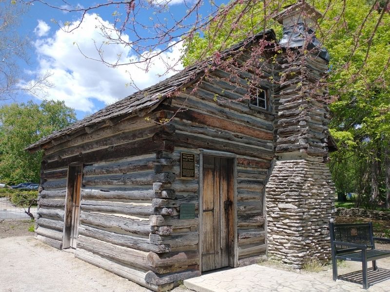 The Peter Navarre Cabin Marker image. Click for full size.
