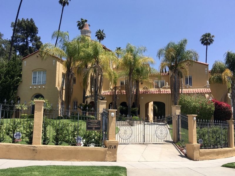 Casa de Carmen. Click for full size. Casa de Carmen image. Click for full size.