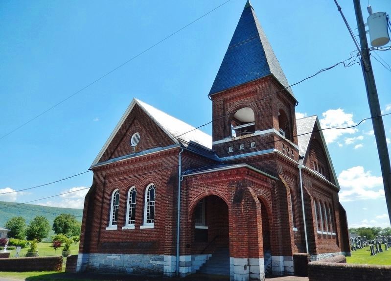 Emmanuel Lutheran Church (<i>northwest elevation</i>) image. Click for full size.