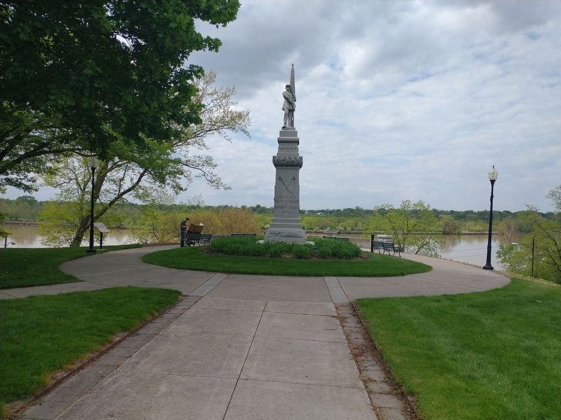 Soldiers and Sailors Memorial image. Click for full size.