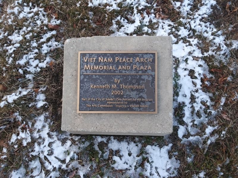 Viet Nam Peace Arch Memorial Plaza Marker image. Click for full size.