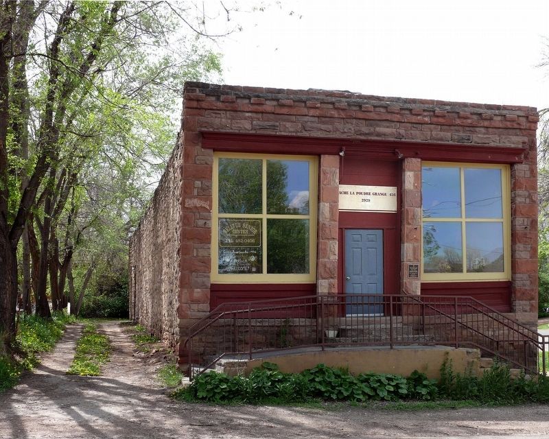 Old Flowers Store and Post Office image. Click for full size.