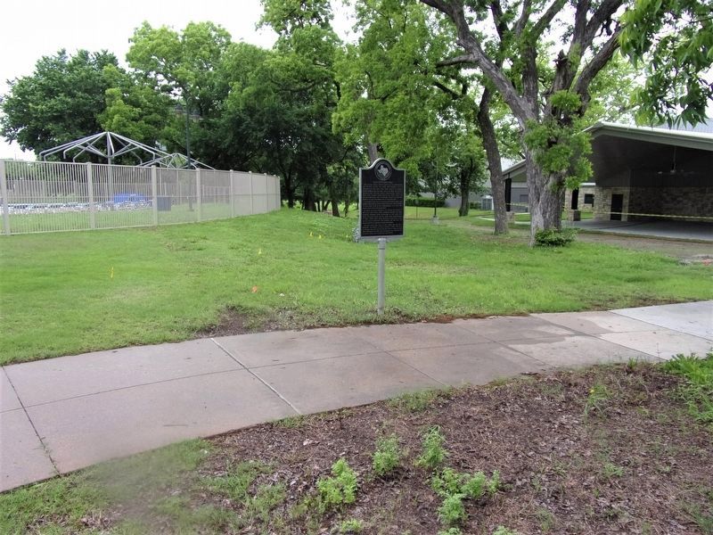 Old Settlers Park Marker. Click for full size. Old Settlers Park Marker image. Click for full size.