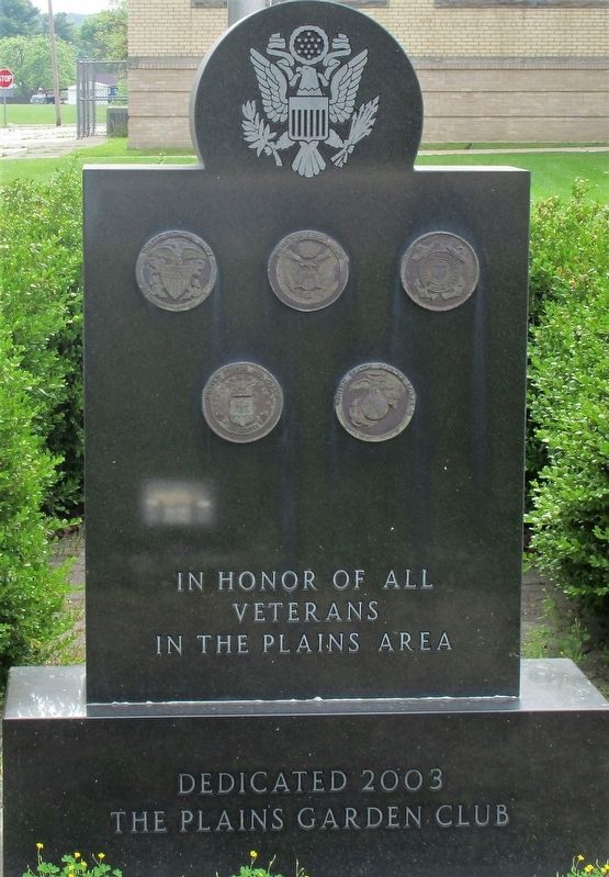 The Plains Veterans Memorial image. Click for full size.