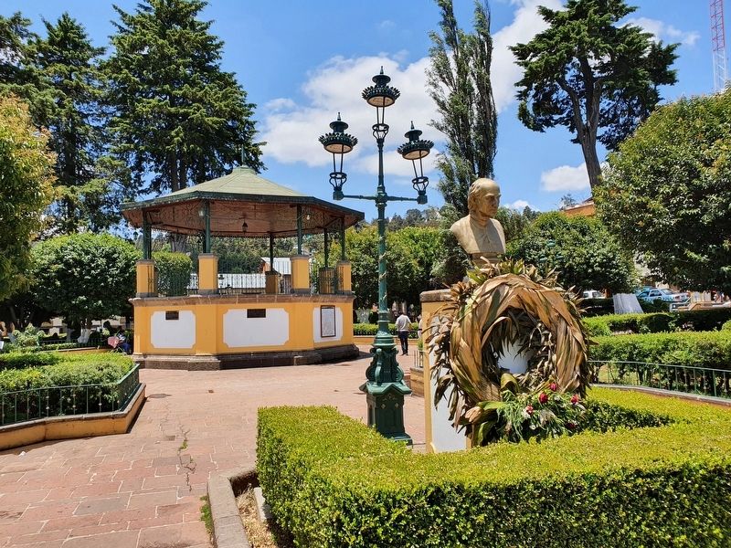 El Oro Town Plaza Marker. Click for full size. El Oro Town Plaza Marker image. Click for full size.