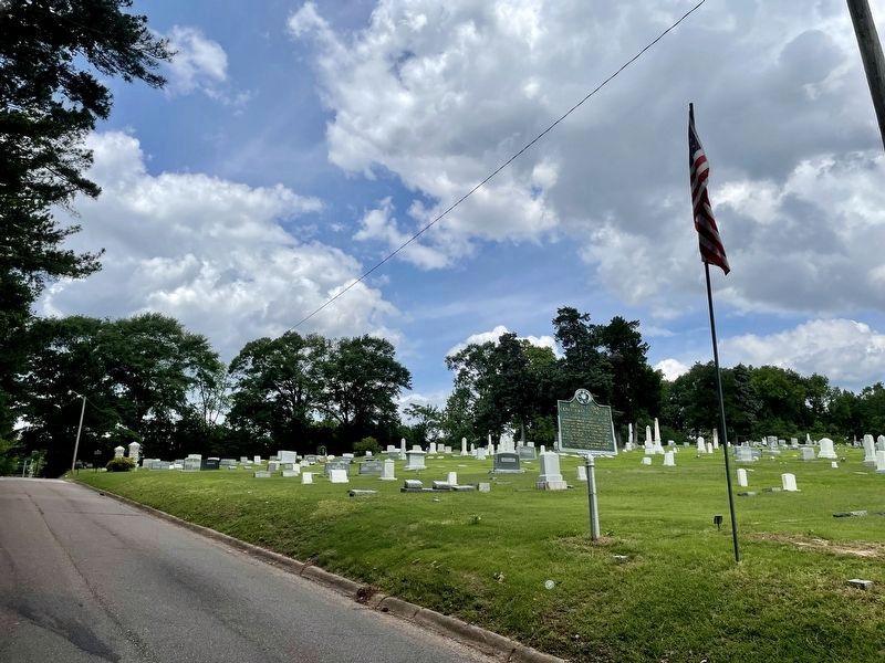 Odd Fellows/Confederate Cemetery & Marker image. Click for full size.