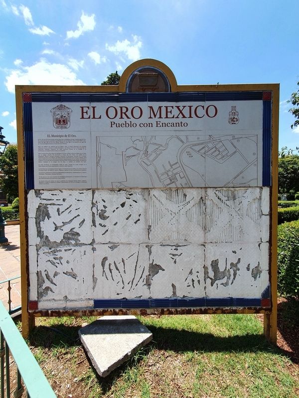 El Oro Mexico Marker - El Municipio de El Oro image. Click for full size.