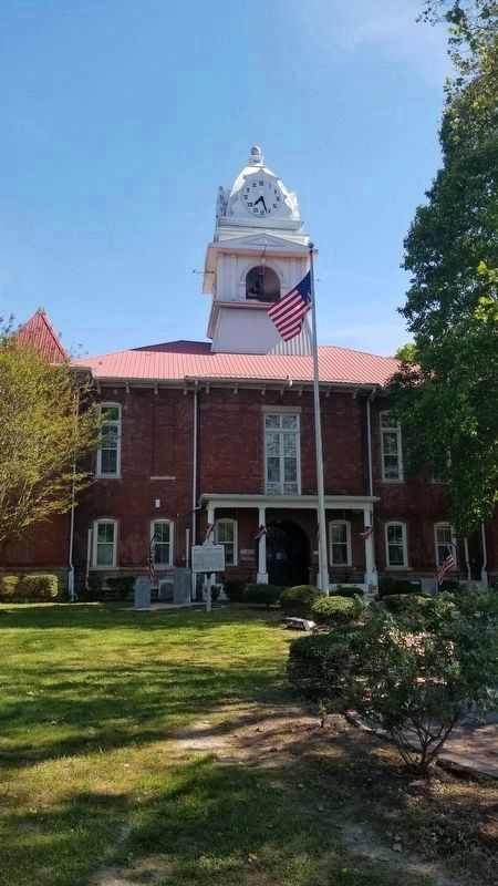 Morgan County Courthouse image. Click for full size.