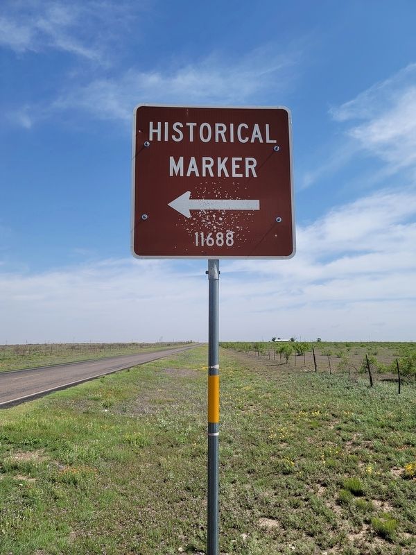 Sign pointing to Center Point School Marker image. Click for full size.