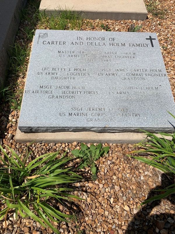 In Honor Of Carter and Della Holm Family Marker image. Click for full size.