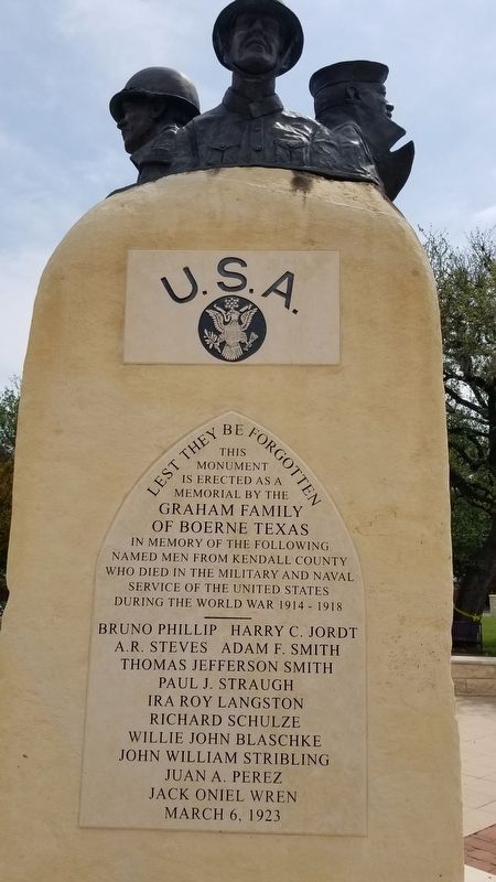 Veterans Plaza World War I Memorial image. Click for full size.
