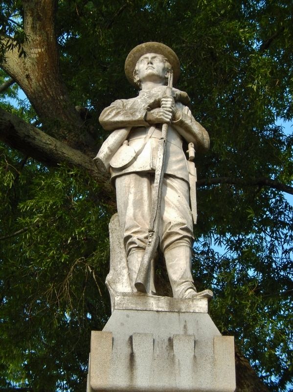 Walton County Civil War Monument Statue image. Click for full size.