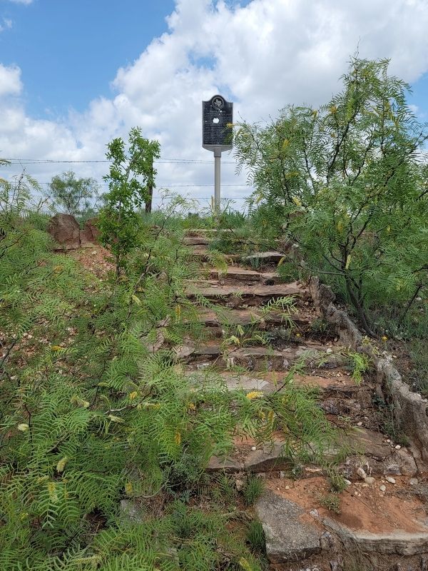 Garza Points Marker. Click for full size. Garza Points Marker image. Click for full size.