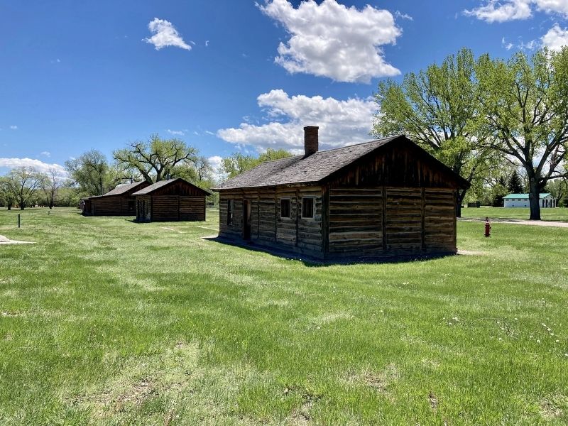 Guardhouse (right) Adjuncts Office (center) image. Click for full size.