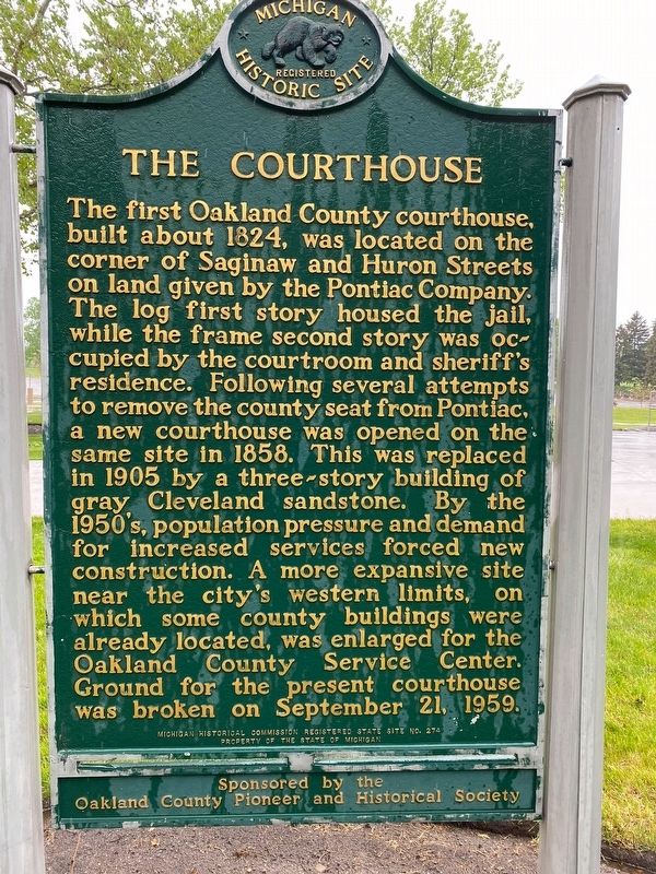 The Courthouse / Oakland County Marker image. Click for full size.