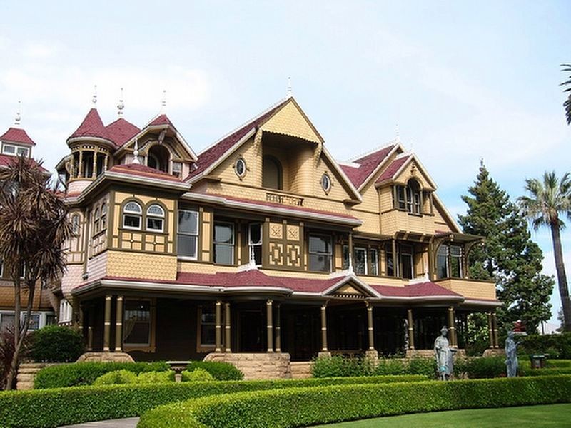 The Winchester Mystery House image. Click for more information.