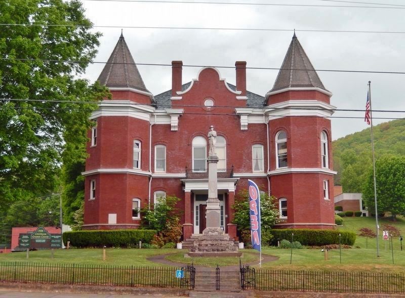 1908 Grayson County Courthouse (<i>south elevation</i>) image. Click for full size.