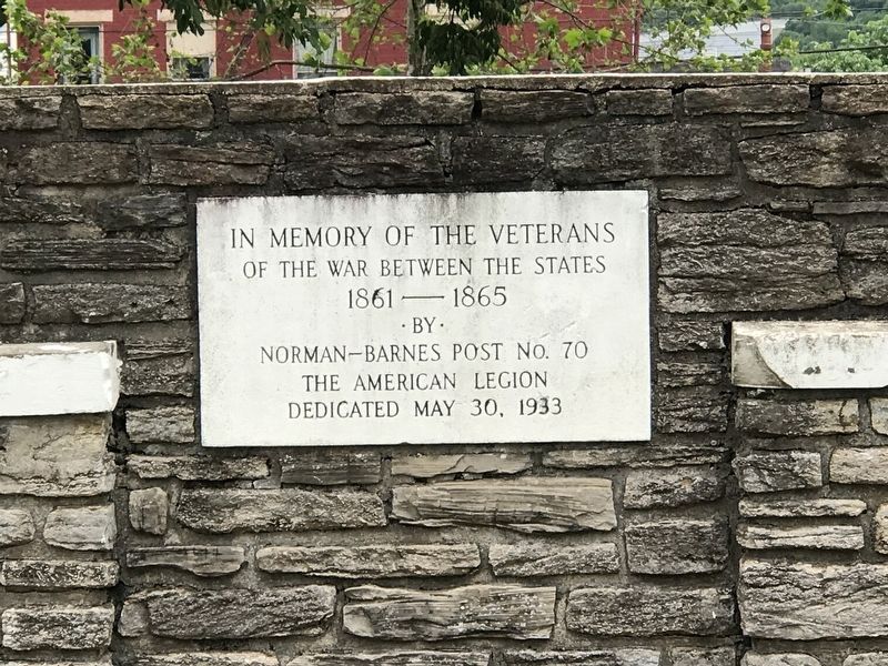 Veteran's Monument image. Click for full size.